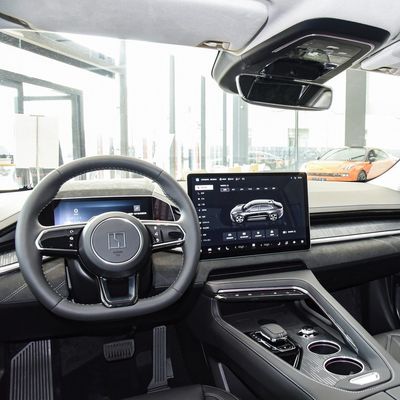 最高の電気自動車 ゼークル001 Z-スポーツ 4WD 100kwh R21 タイヤサイズ 501-800W