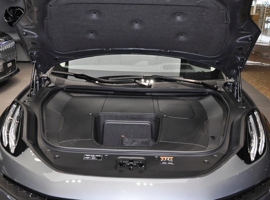 s 電動車 Zeekr 001 You バージョン 100kwh オンライン・ローカル・アフターセールスサービス