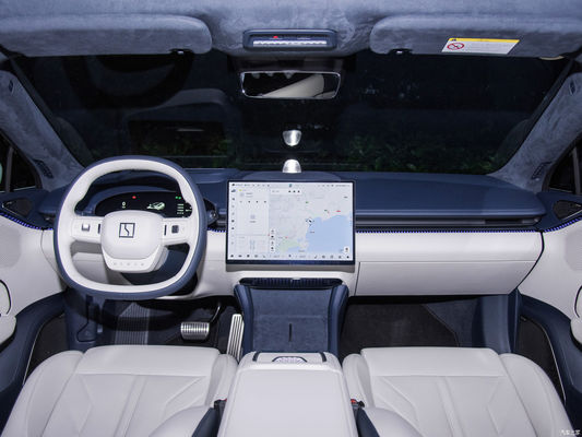 2024 Geely Zeekr 007 純電気エンジンを持つエネルギー自動車 P0000155