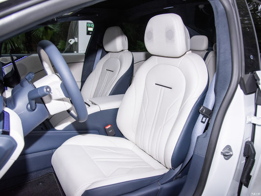 2024 Geely Zeekr 007 純電気エンジンを持つエネルギー自動車 P0000155