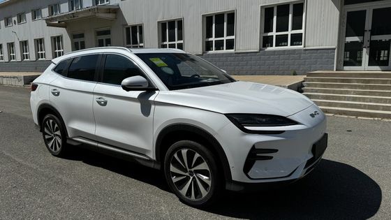 2023 Byd E2 EV Car Luxury Edition 純電気自動車 白色と左方向車