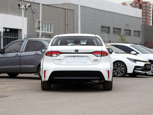 トヨタレヴィン2023モデル 1.8L 双エンジンの電気ハイブリッド デラックス版 自動座席 5