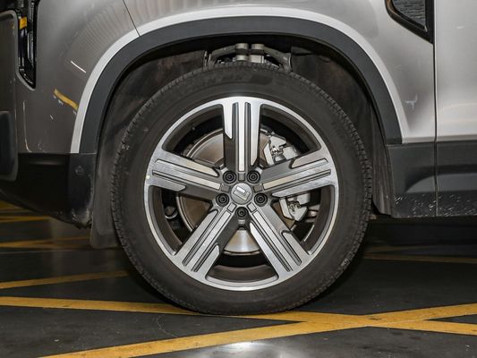 閉ざされた車体タイプ カスタマイズ 2023 楽しんで 6 席 SUV