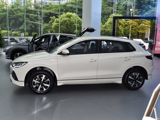 EVカー 2024 Byd E2 ルックス版 白色 後ろ腕 トルションビーム 後ろ懸垂形状