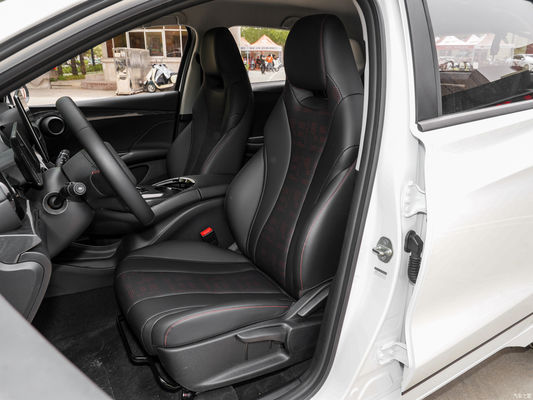 EVカー 2024 Byd E2 ルックス版 白色 後ろ腕 トルションビーム 後ろ懸垂形状