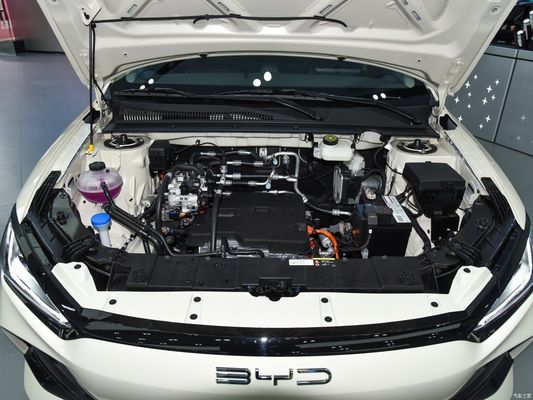 EVカー 2024 Byd E2 ルックス版 白色 後ろ腕 トルションビーム 後ろ懸垂形状