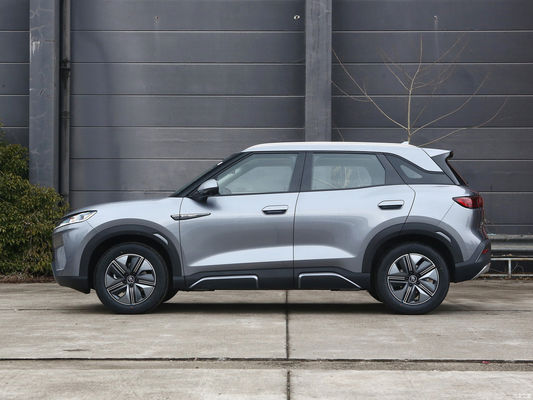 2024401km トランセンデンス SUV 白外装色 BYD 元UP 先進技術
