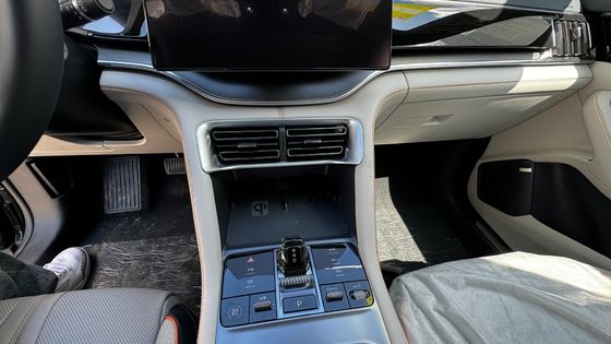 自動ギアボックスとHACCP認証付きの2024 1.3t軽ハイブリッド版車
