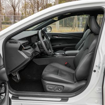 2024 キャムリー 2.0hxs スポーツプラス バージョン ハイブリッド 車と E-CVT ステップレストランスミッション