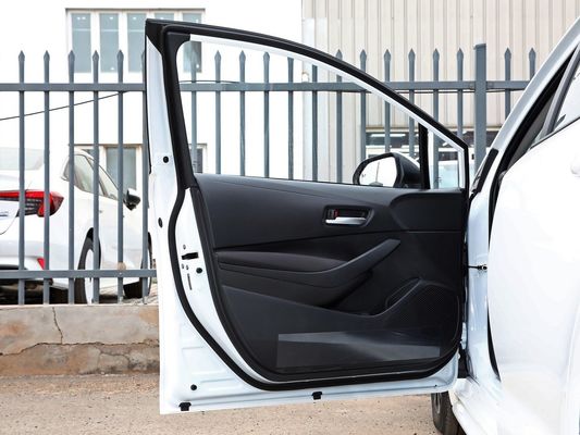 2023年 ガソリン スマート レヴィン スマート 電気 ハイブリッド 1.8L デラックス バージョン 車 デザイン