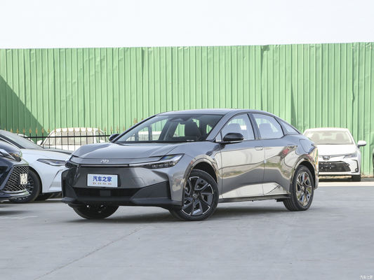 セダン トヨタ Bz3 2023 616km ロングランス PRO 電動車 左方向体スタイル