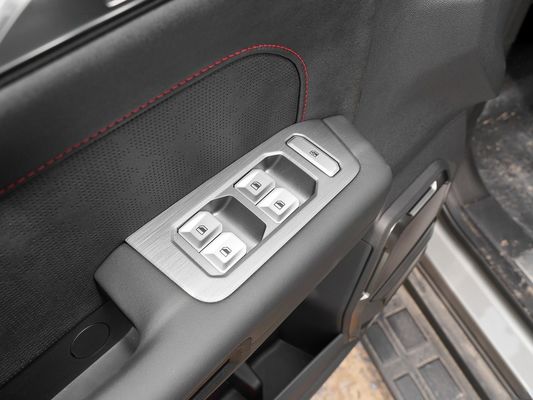 2023年 チェリー・ジェトル トラベラー 2.0t AWD 5人乗りSUV ガソリンカー