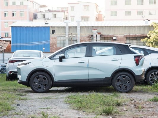 ジーリージオメトリE 401km 迅雷タイガー 5人座電動車 5人座のSUV