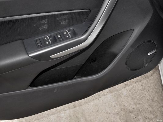 Chery Arrizo 5 CNG 1.6L ガソリンカー 最大速度4572*1825*1482で165km/h