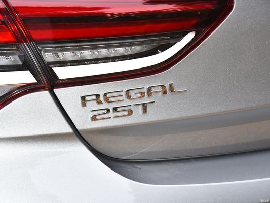 2024年 ブイーク レガル 25t エディション セダン 1.5L 169馬力 L4 最大速度205km/h