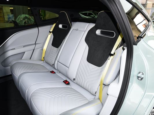 エレクトリックアバター アバター11SUV 2022 ロングランス ツー・モーター ルックス・バージョン 5人座 1台