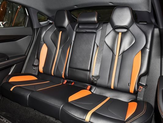 自動ギアボックス チャンガンユニ-V 1.5t 5席 セダンユニ-V 最速205km/h