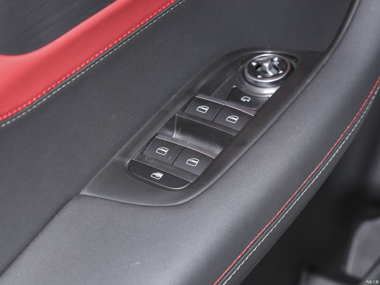 FWD チェリーティゴ7 スーパーパワー 1.6t DCT スーパーパワーウォリアー SUV 1000-1600cc