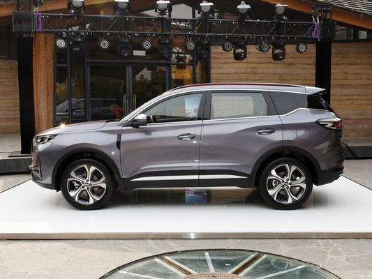 チェリーティゴ7プラス 1.5t CVT フラグシップ ガソリンカー 5人座 最高速度 186-200 Km/H