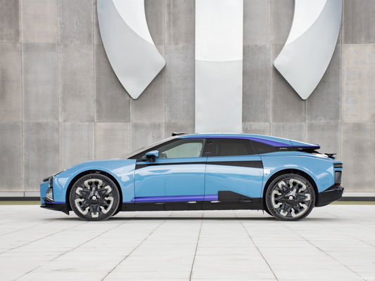 2023年 Hiphi Z 電動自動車 最大時速200km/h 純電動エネルギータイプ
