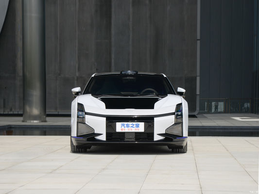 HiPhi Z 2023 5人乗りのバージョン セダン用電気自動車 構造 先進技術