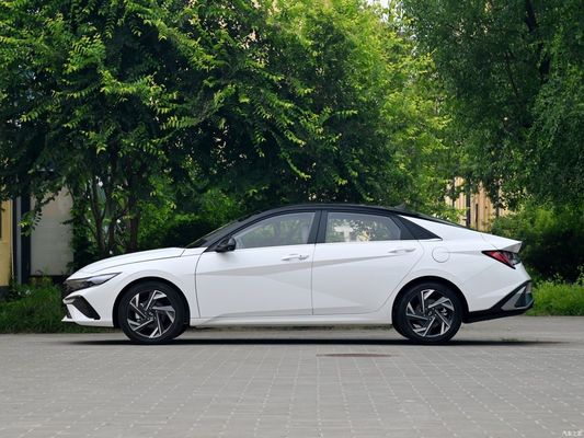 オートマティック ヒューンダイ エラントラ 2023 1.5L CVT トップフラグシップ版 1000-1600cc