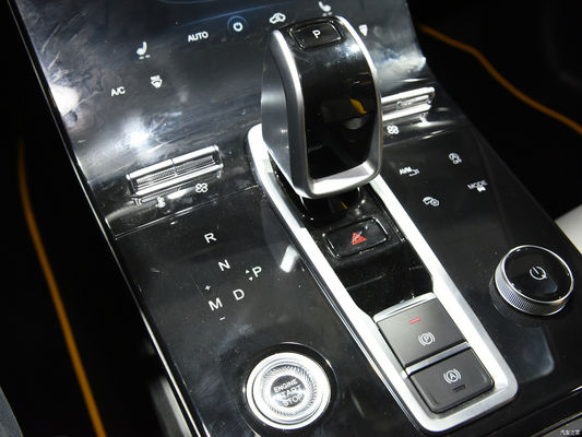 移動 2022 チェリーティゴ8 1.5 TCI DCT 左方向 5 席ガソリン車