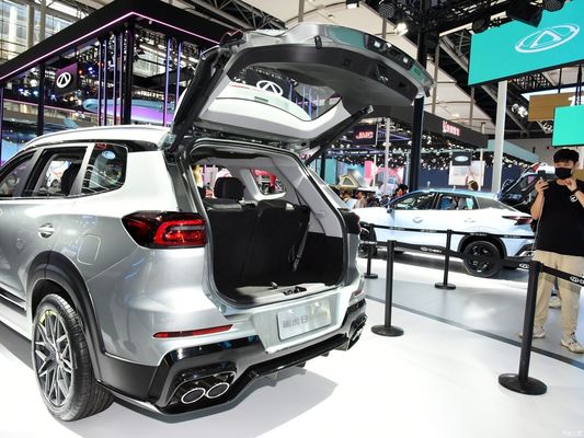 チェリーティグ8 1.5 TCI DCT SUV 時速 190-210 Km/H 移動 7 席ガソリンカー