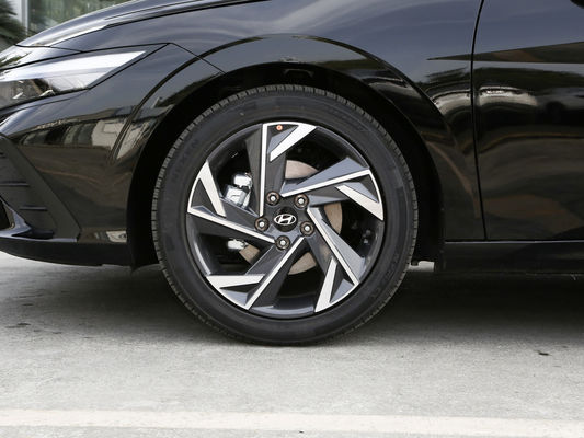 ヒューンダイ エラントラ 2023 1.5L CVT ルックス エディション ガソリン車 1000-1600cc