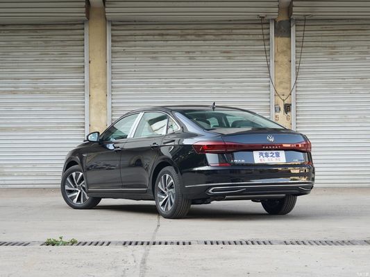 2023年モデル VW パサット PHEV 長バッテリー寿命 顧客要求のための高級セダン