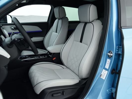 ホンダ E Ns1 2023 エジング エディション SUV マルチリンク独立式懸垂