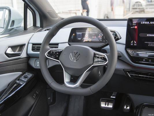 フォルクスワーゲン ID4X 超インテリジェントEV 5座と607km耐久 2023年