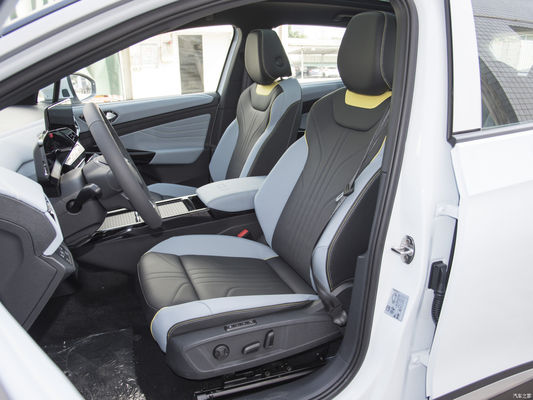 フォルクスワーゲン ID4X 超インテリジェントEV 5座と607km耐久 2023年