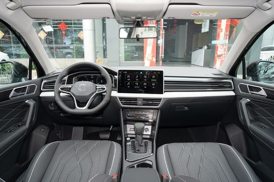 2023 フォルクスワーゲン Tiguan L 330tsi Fwd スマートエディション SUV ドライブ内 FWD P0000099