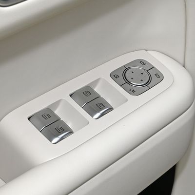 リシアン L7/L9 2024 EVカー リー エクステンデッドレンジ カー 5 席 優れた運転体験