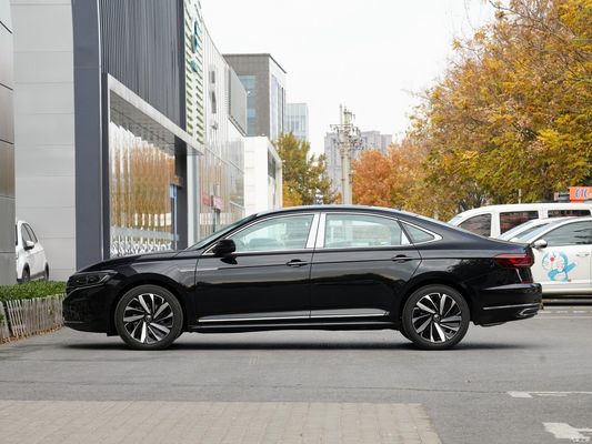2024 VW フォルクスワーゲン パサット 380tsi 自動トランスミッションの旗艦ガソリンカー