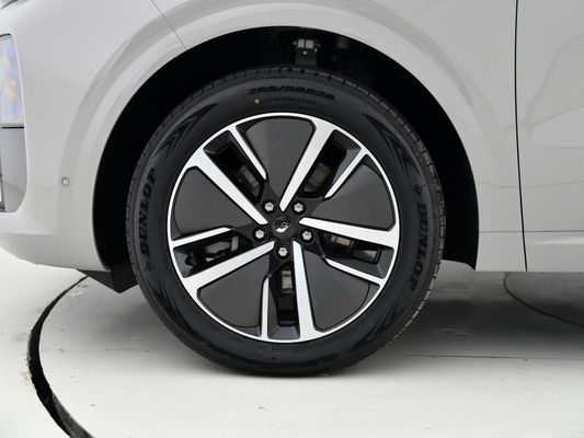 パーソナライゼーション 2024 Li L6 PRO Max 高級EV 電動車 SUVハイブリッド車 エネルギー車両 リシアン