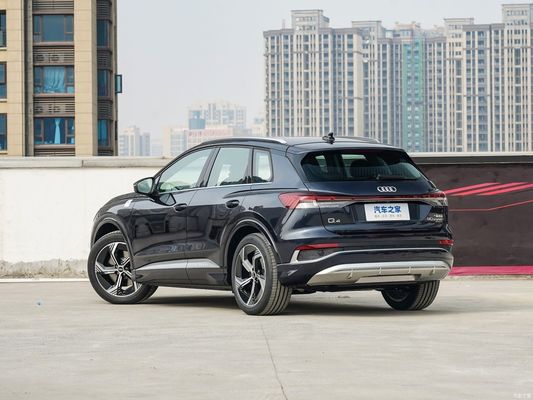 2023年 Audi Q4 50 E-Tron クワトロ イノベーション エディション SUV EV 1600-2500cc