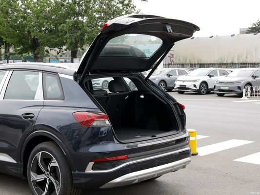 2023年 Audi Q4 50 E-Tron クワトロ イノベーション エディション SUV EV 1600-2500cc