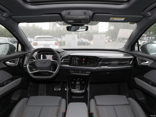 2023年 Audi Q4 50 E-Tron クワトロ イノベーション エディション SUV EV 1600-2500cc