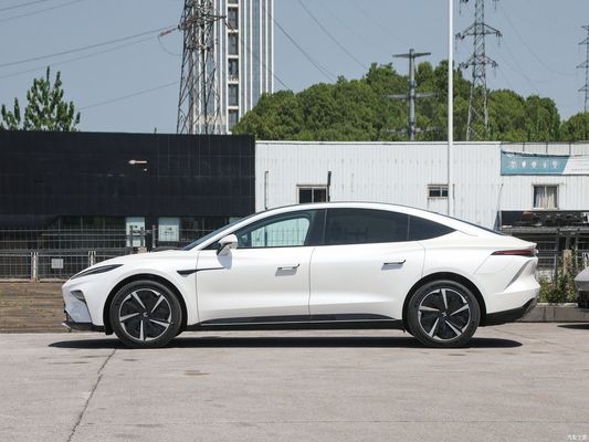 ロングレンジBEV電気自動車 ハッチバック ライジングオートF7 2023 純電気
