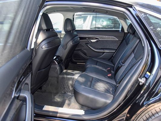オートマティックギアボックス付きのガソリンカー Audi A8 2023 A8l 50tfsi Quattro Selected Version