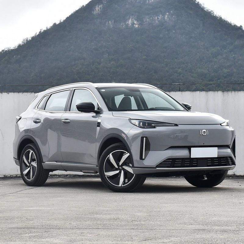 2023年 チャンガン  Qiyuan Q05 60 PRO プラグインハイブリッド 電気自動車