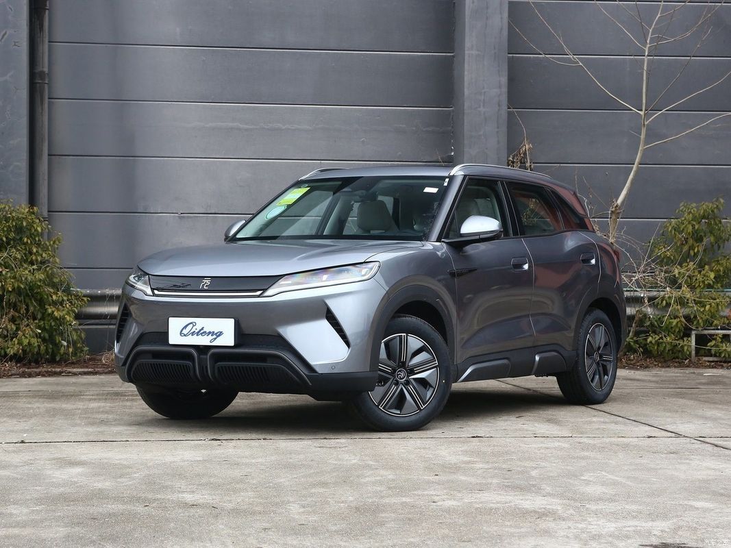 2024401km トランセンデンス SUV 白外装色 BYD 元UP 先進技術