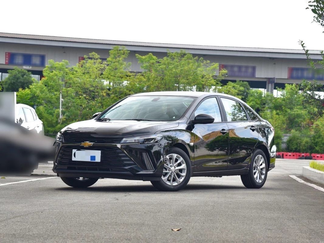 2023 シェブロレ・モンザ 1.3t ミルトハイブリッド オートマティック プレミア・エディション 閉ざされたボディ 左方向