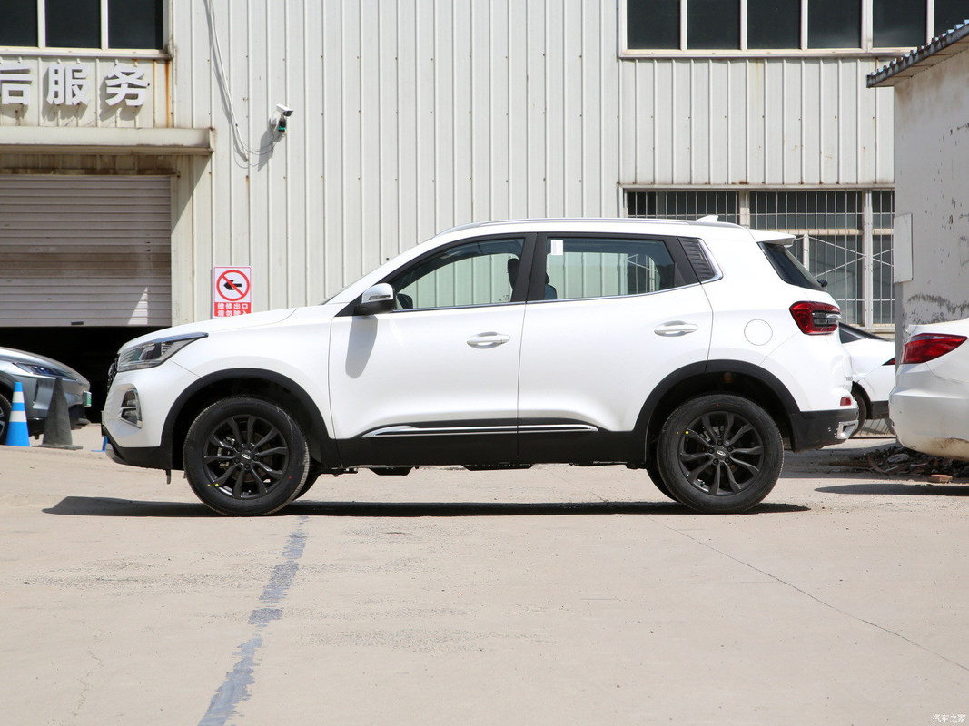 チェリーティゴ5X 1.5L CVT 楽しんでください 車 燃料タイプ ガソリン 左方向