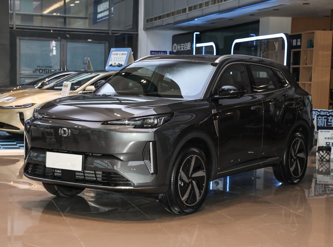 プラグインハイブリッド燃料タイプ 左方向方向車