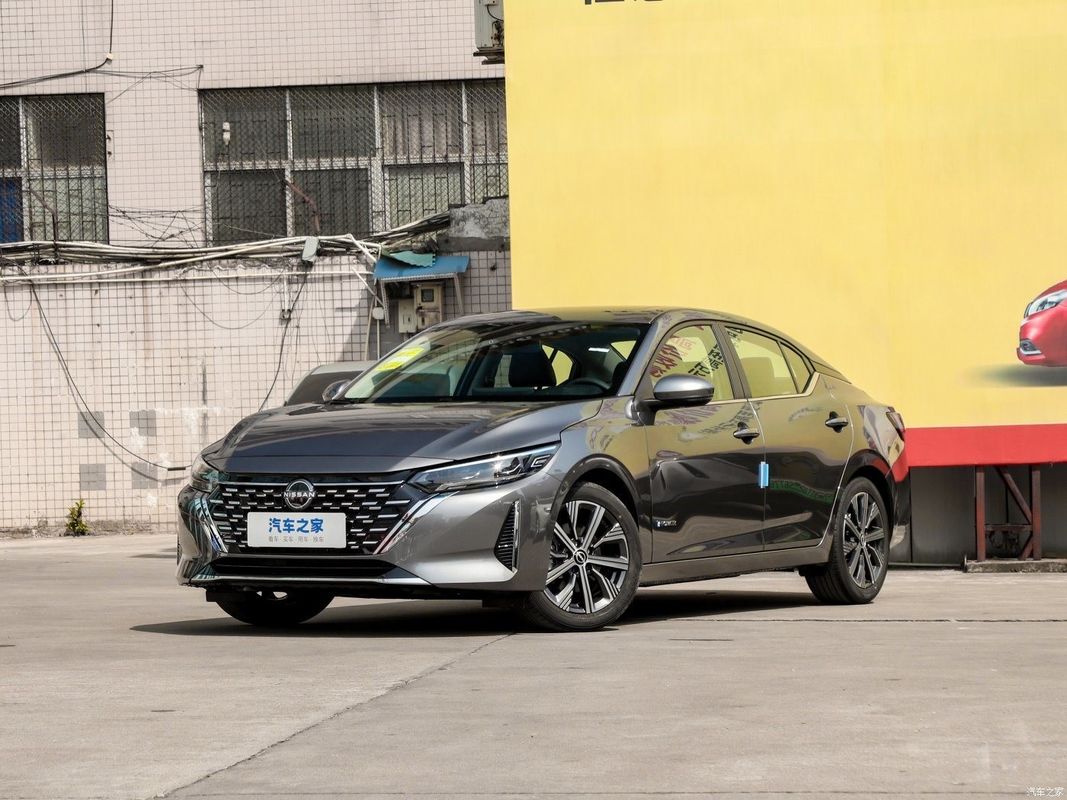 シルフィーマックス 2023 電動車 EV セダン 車 ニッサン Epower 5 座 最高速さ 165 Km/H