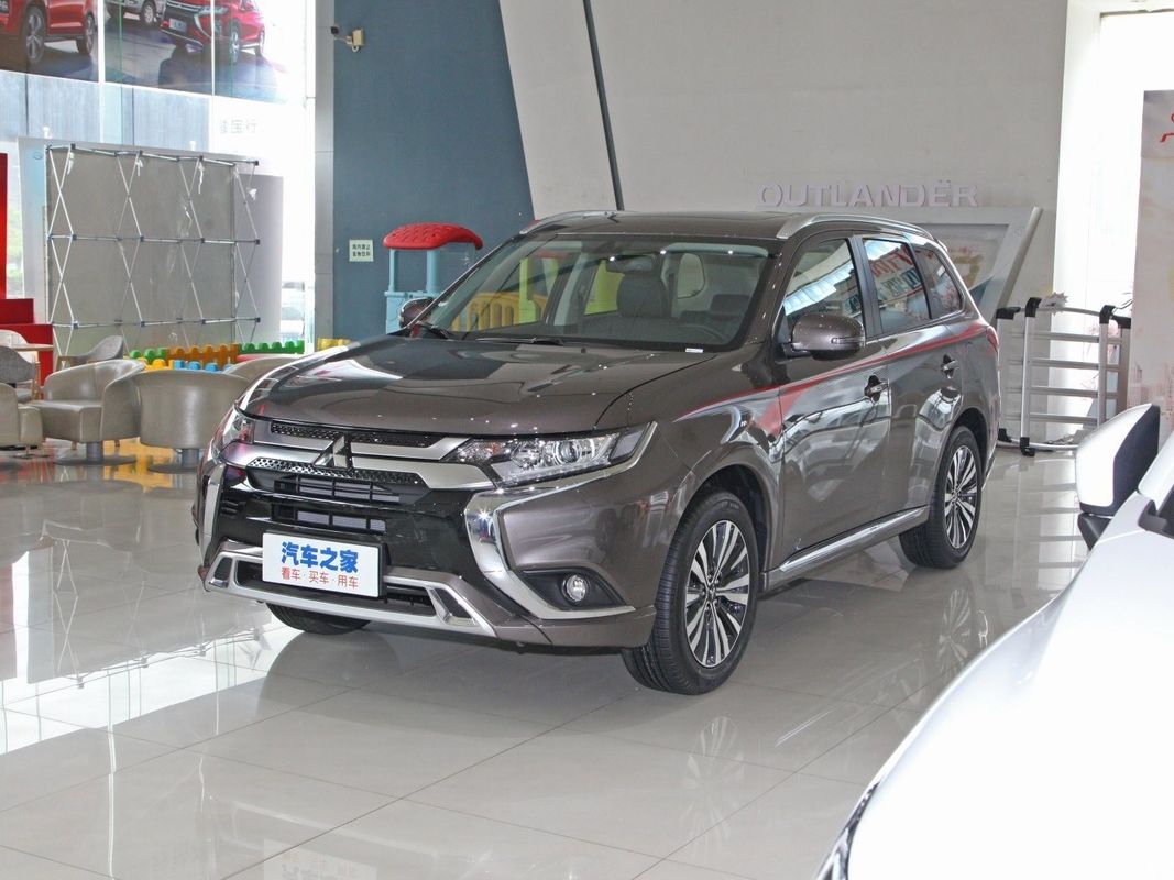 2021年 アウトランダー FWD SUV ドライブバージョン セダン 1600-2500cc 熱売り