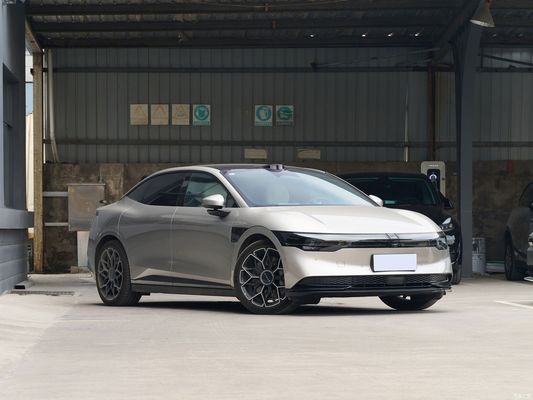 純電動 2024 カー Zeekr007 セダン 4WD 75kwh 100wkwh バッテリー 最高速度 210 Km/H EV